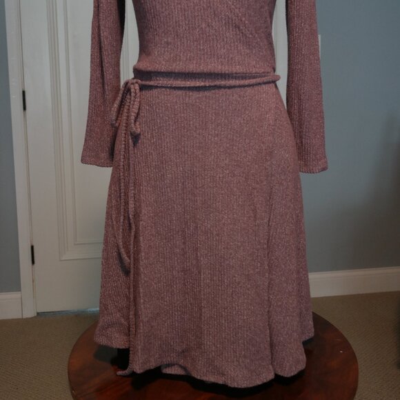 DON’T ASK WHY Mauve Pink Ribbed Wrap Dress Size OS - Picture 10 of 12